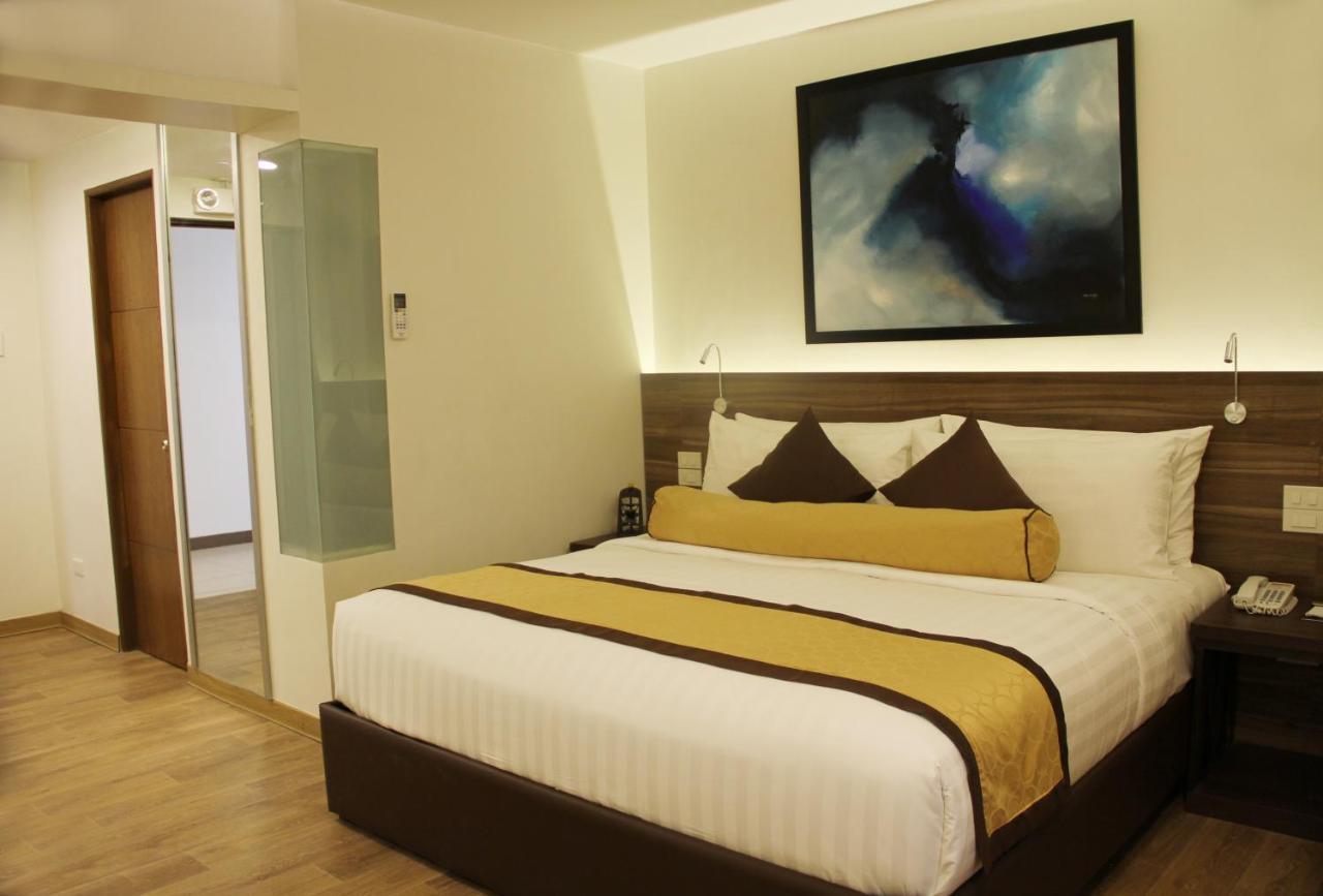 Hotel Marciano Каламба Екстериор снимка